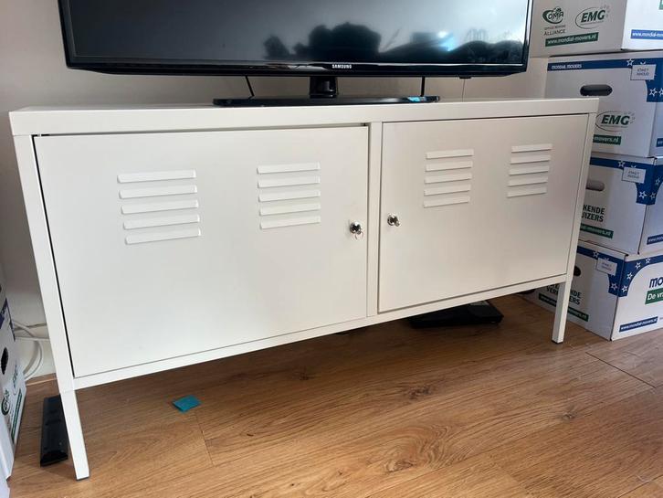 Metalen kast ikea ps, Huis en Inrichting, Kasten | Lockerkasten, Zo goed als nieuw, Ophalen