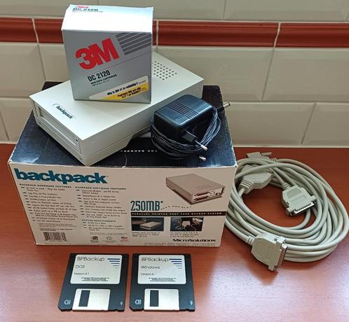 MicroSolutions Backpack 250MB tape backup system, Computers en Software, Overige Computers en Software, Gebruikt, Ophalen of Verzenden