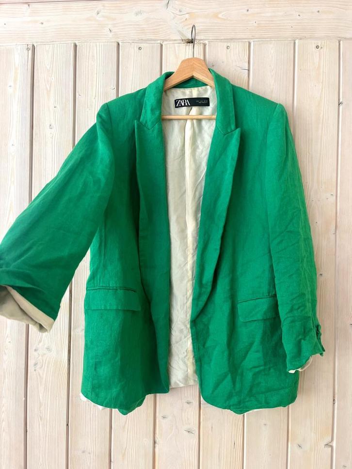 Blazer Zara maat M, Kleding | Dames, Jasjes, Kostuums en Pakken, Zo goed als nieuw, Jasje, Maat 38/40 (M), Groen, Ophalen of Verzenden