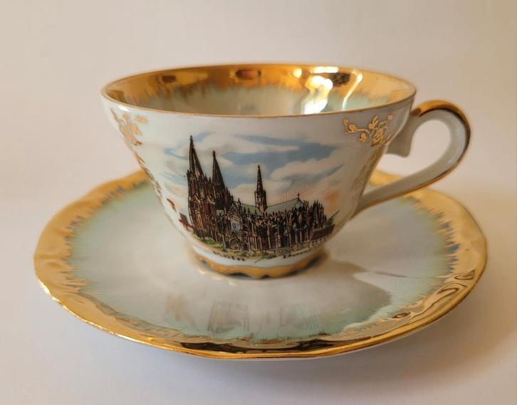 Souvenir kop en schotel – Kölner Dom – Kunst-Palette Duits, Verzamelen, Porselein, Kristal en Bestek, Zo goed als nieuw, Kop en/of schotel