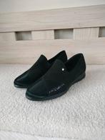 Zwarte instapper. Maat 41., Nieuw, Ophalen of Verzenden, Instappers, Zwart