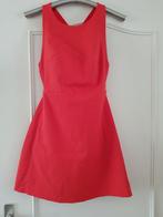@ Rode jurk - Maat m maar valt als s. Zara, Kleding | Dames, Maat 38/40 (M), Ophalen of Verzenden, Zo goed als nieuw, Boven de knie