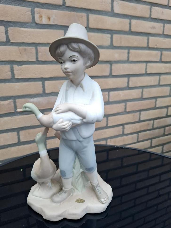 Lladro Jongen met Eenden Beeld, Antiek en Kunst, Kunst | Beelden en Houtsnijwerken, Ophalen
