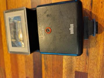 Braun BVC320 Flitser - Analoog beschikbaar voor biedingen