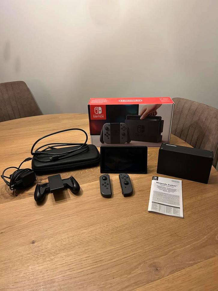 Nintendo switch eerste generatie zwart, Spelcomputers en Games, Spelcomputers | Nintendo Switch, Zo goed als nieuw, Switch Original
