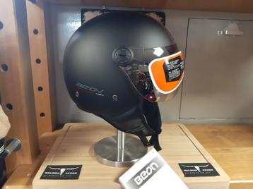 Beon design helm maat M brommer scooter helm scooterhelm M beschikbaar voor biedingen