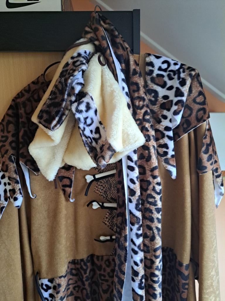 Carnaval holbewoner pak mt 50, Ophalen, Zo goed als nieuw, Maat 48/50 (M)