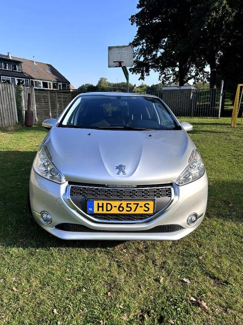 Peugeot 208 1.0 VTI 50KW/68PK 5-D 2014 Grijs, Auto's, Peugeot, Particulier, Benzine, A, Hatchback, Handgeschakeld, Geïmporteerd