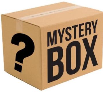 Mystery box voor vrouwen met sieraden en haar accessoires beschikbaar voor biedingen