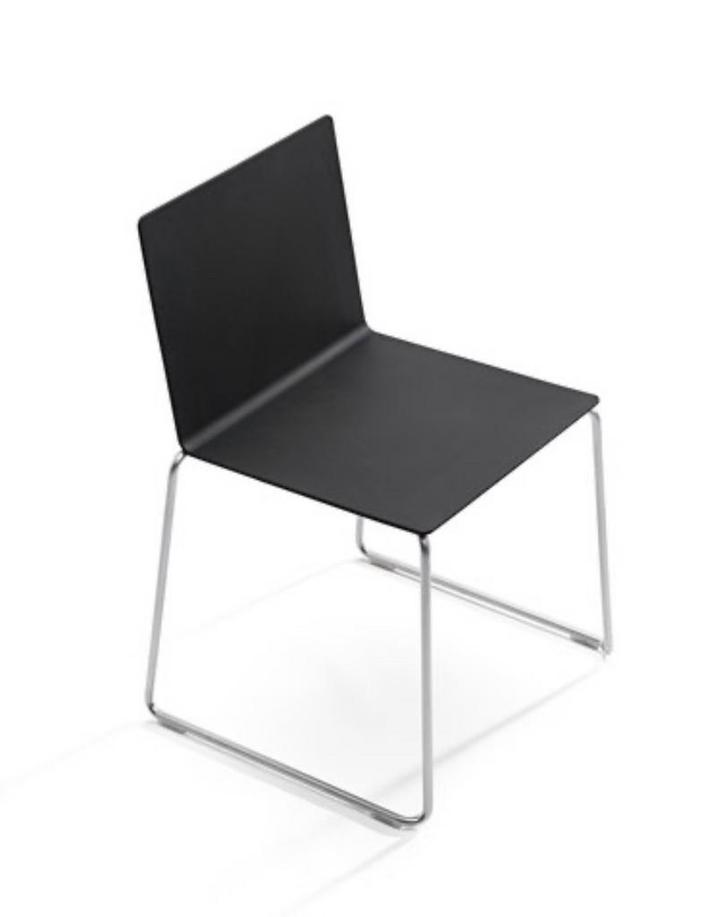 Randers & radius designstoel petrolblauw, Huis en Inrichting, Stoelen, Zo goed als nieuw, Twee, Ophalen