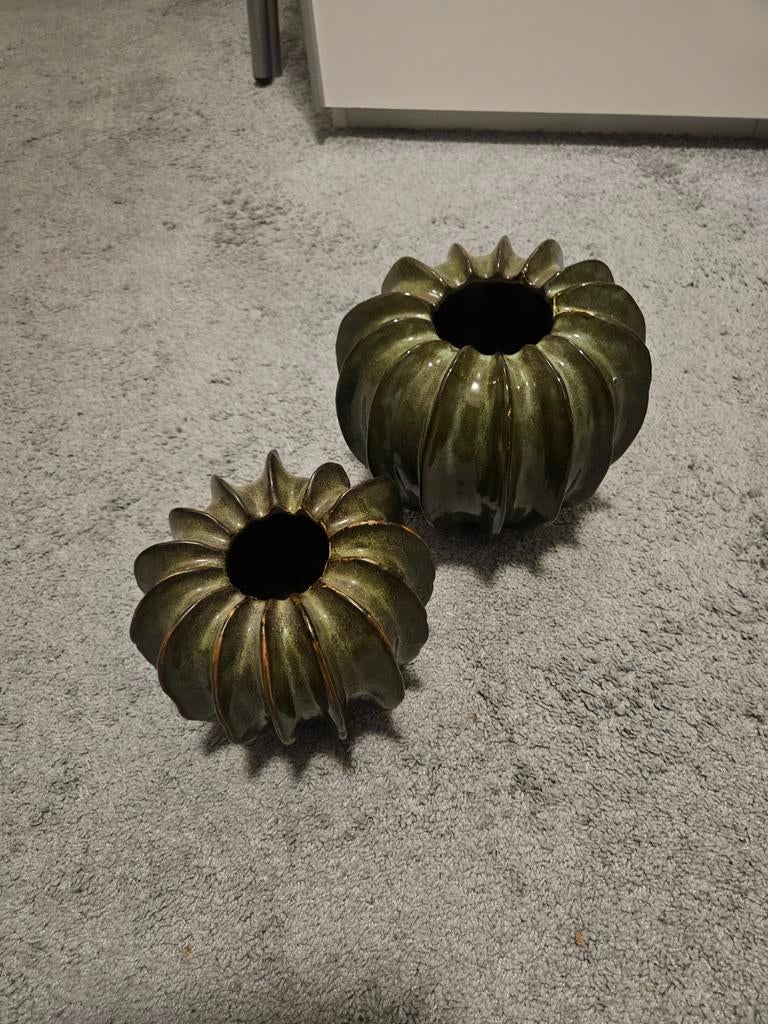 Set van 2 decoratieve bloempotten, kleur groen gemêleerd., Ophalen, Gebruikt