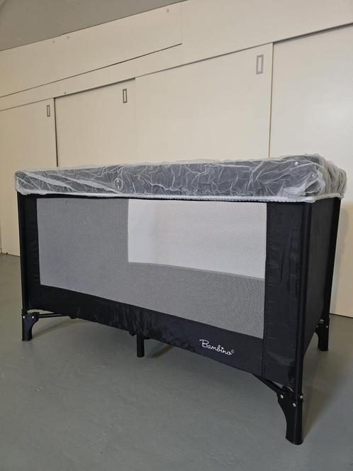 Bambino Campingbed & Extra Matras, Draagtas en Muskietennet, Kinderen en Baby's, Babywiegjes en Ledikanten, Gebruikt, Reisbedje