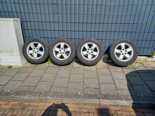 4 lichtmetalen velgen met band , kia sportage , bj 2004-2010, Auto-onderdelen, Overige Auto-onderdelen, Kia, Gebruikt, Ophalen
