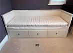 Ikea Hemnes bedank/uitschuifbed wit, Lattenbodem, 85 tot 100 cm, Gebruikt, Ophalen of Verzenden