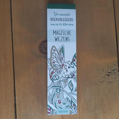 Kleurboek met boekenleggers, Hobby en Vrije tijd, Tekenen, Nieuw, Papier, Schets- of Tekenboek, Ophalen of Verzenden