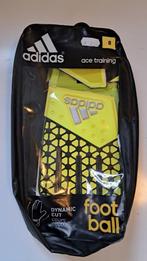 Nieuwe Keepershandschoenen maat 8 (Adidas), Ophalen of Verzenden, Nieuw, Handschoenen
