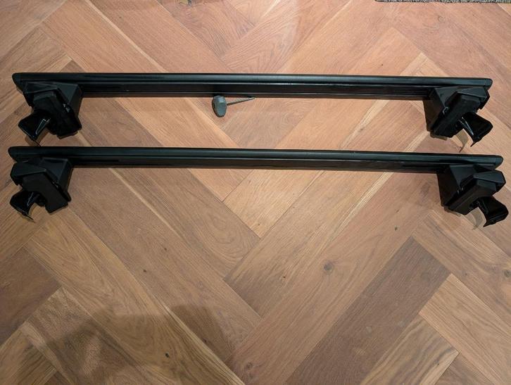 Thule WingBar Evo Black dakdragers – Polestar 2 – als nieuw, Auto diversen, Dakdragers, Zo goed als nieuw, Ophalen