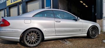 Prachtige MercedesBenz Clk 500 5.0 V8 Amg, Unieke auto! beschikbaar voor biedingen