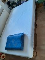 Duurzaam kartonnen bed met matras 120 x 200 cm, Huis en Inrichting, Ophalen, Overige materialen, Bruin, Tweepersoons