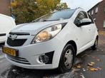 CHEVROLET SPARK 1.0 BI-FUEL 2012 | APK NIEUW, 37 €/maand, 4 cilinders, Wit, Origineel Nederlands