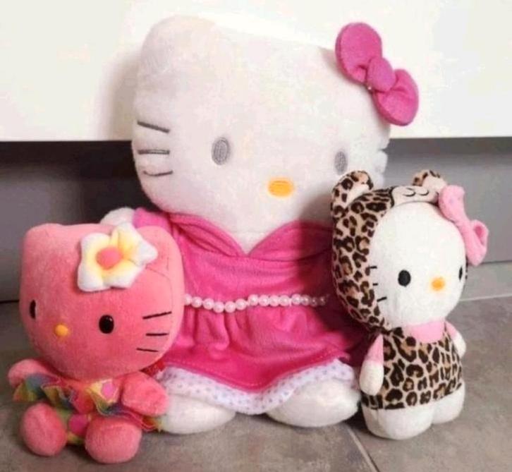 Hello Kitty Sanrio knuffels, Kinderen en Baby's, Speelgoed | Knuffels en Pluche, Nieuw, Poes, Ophalen of Verzenden