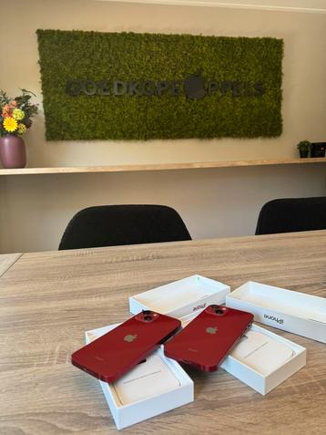 iPhone 13 128GB Rood | 87/88% batterijcapaciteit beschikbaar voor biedingen