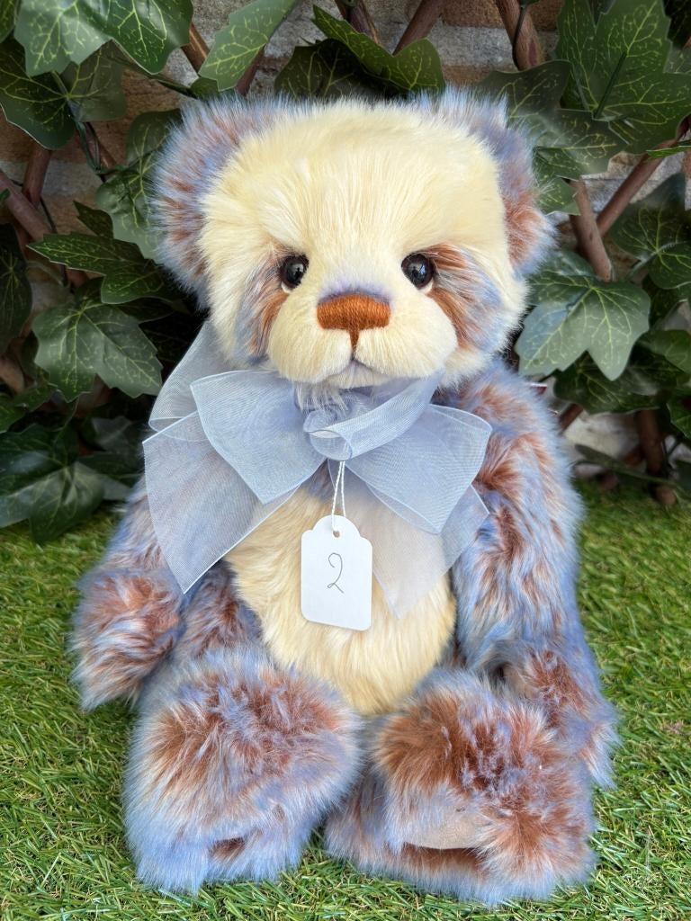 2024 Charlie Bears Aurelia, 36cm., Verzamelen, Beren en Cherished Teddies, Overige merken, Headbear@charliebears.com, Nieuw, Königsalle 92A Düsseldorf