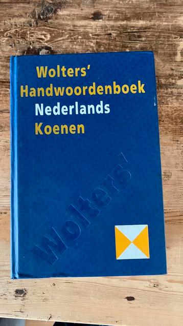 Woordenboek nederlands beschikbaar voor biedingen