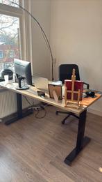 Liftable table - desk - home office, Huis en Inrichting, Bureaus, Ophalen, Zo goed als nieuw