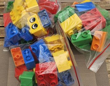 Partij Lego Quattro beschikbaar voor biedingen
