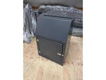 Alu Boot Console beschikbaar voor biedingen