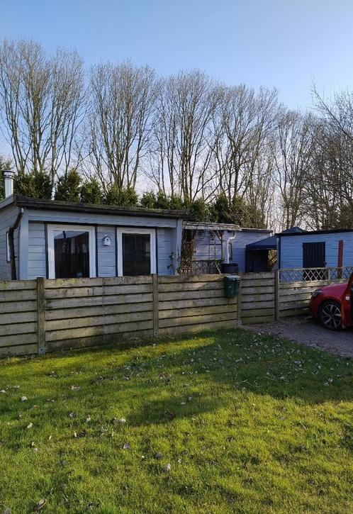 Mooi Chalet met standplaats in Lauwerzijl, Caravans en Kamperen, Stacaravans, tot en met 4, Ophalen of Verzenden