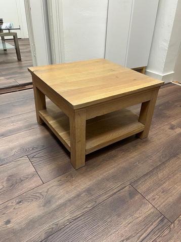 Houten Salontafel - 61x61x40cm beschikbaar voor biedingen