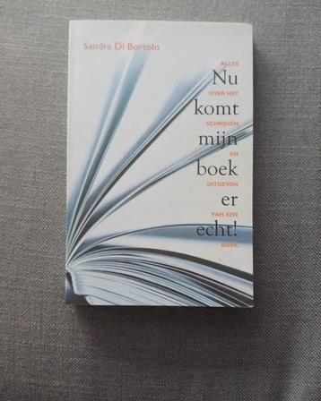 'Nu komt mijn boek er echt!' – Sandra Di Bortolo beschikbaar voor biedingen