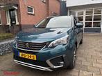 Peugeot 5008 1.2 PureTech Allure|Automaat|Focal Audio|7 zits, Auto's, Gebruikt, Zwart, 1199 cc, Parkeersensor