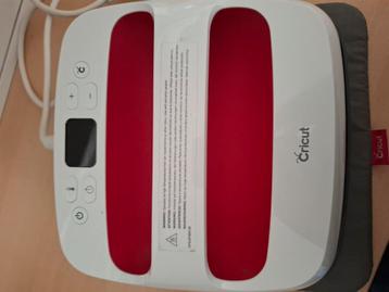 Cricut easyPress2  beschikbaar voor biedingen