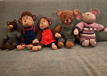 Gehaakte knuffel vriendjes en vriendinnetjes  beschikbaar voor biedingen