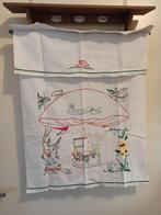 Oma's Houten Keukenrek met geborduurde doek, Ophalen, Gebruikt, Overige typen, Minder dan 100 cm