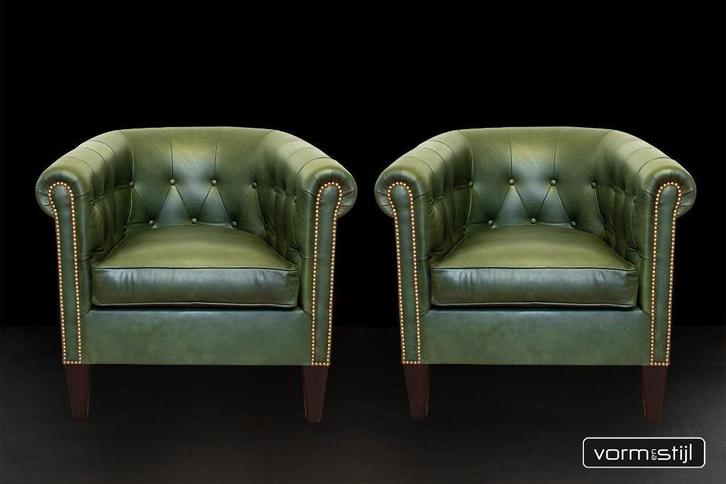 Gecapitonneerde chesterfield clubfauteuils in dik rundleer, Huis en Inrichting, Fauteuils, Nieuw, Leer, 75 tot 100 cm, 75 tot 100 cm