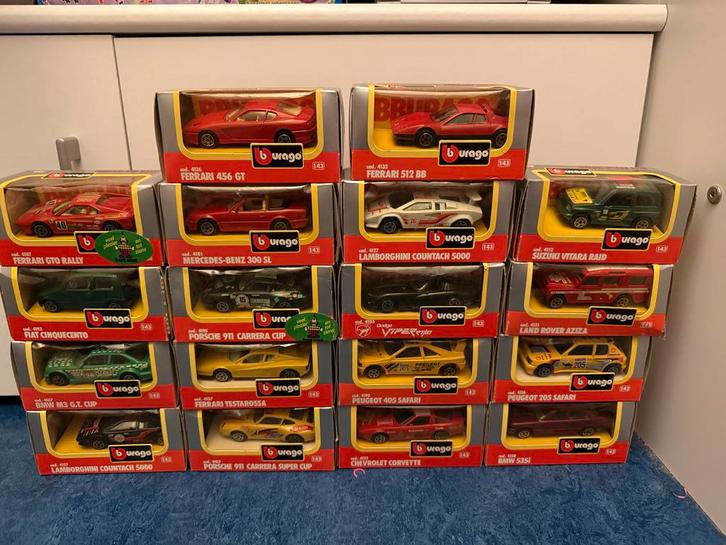 Burago Modelauto Collectie - Diverse Modellen, Hobby en Vrije tijd, Modelauto's | 1:43, Zo goed als nieuw, Auto, Ophalen of Verzenden