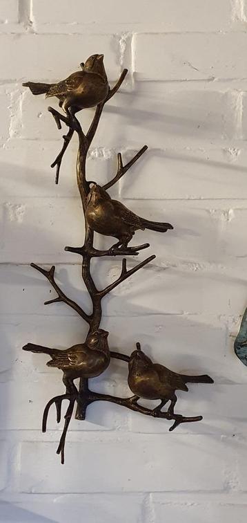 4 VOGELS OP TAK / BRONS / WANDHANGER beschikbaar voor biedingen