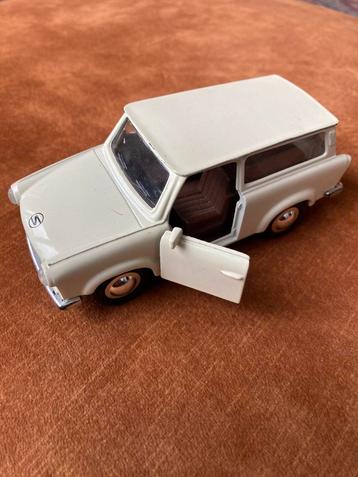 Trabant DDR 1989, schaal 1:38 beschikbaar voor biedingen