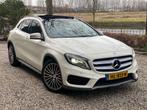 Mercedes GLA-Klasse Gla200 CDI 2.1 100KW Aut7 4M 2015 Wit, Auto's, Origineel Nederlands, Te koop, 5 stoelen, 750 kg