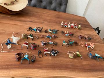 Schleich paarden ruiters beschikbaar voor biedingen
