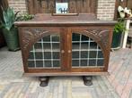 Antiek kastje met glas in lood deuren, Antiek en Kunst, Ophalen
