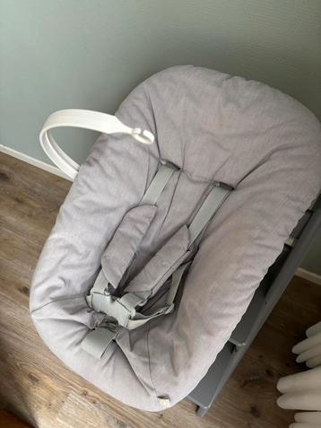 Tripp Trapp Newborn Set + Speelgoedhanger beschikbaar voor biedingen