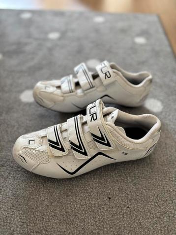 FLR schoenen wielrennen maat 40 (valt als 39) beschikbaar voor biedingen