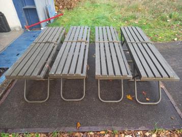 Legerbank legerbankje beschikbaar voor biedingen