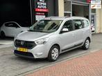 Dacia LODGY 1.2 TCe Lauréate 7 Persoons Navi Airco Camera, Auto's, Voorwielaandrijving, Stof, Gebruikt, 4 cilinders