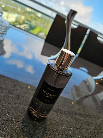 Poetry Home LE CHALET À BALI Niche huis parfum beschikbaar voor biedingen